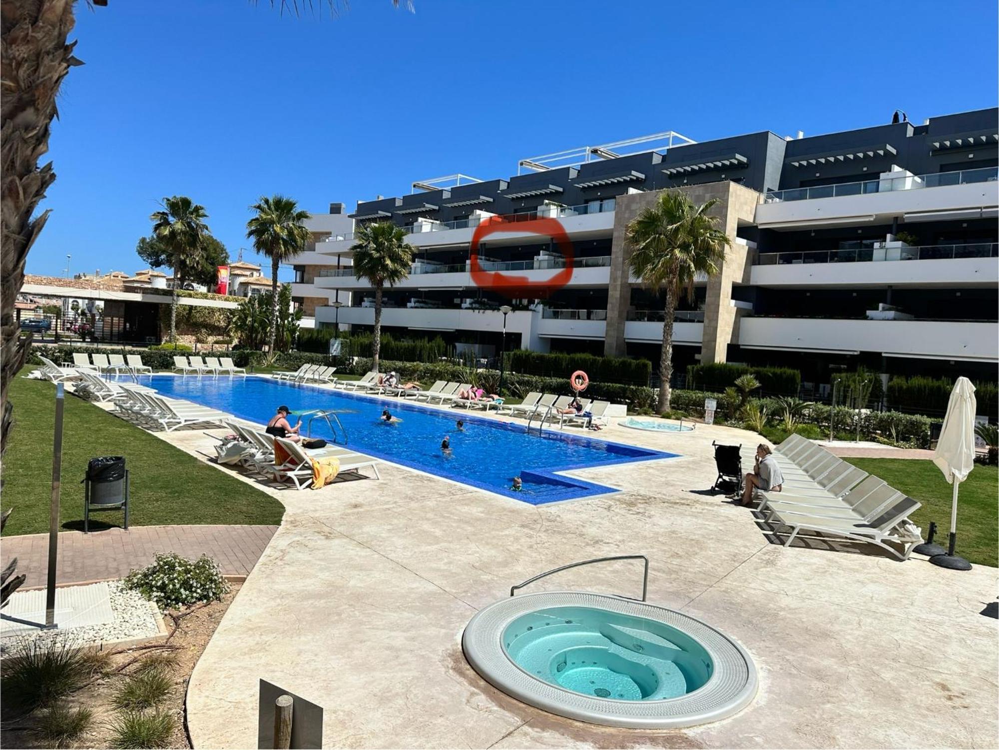 V Luxusnim Komplexu Playa Flamenca Village * Dehesa de Campoamor (Orihuela Costa)
