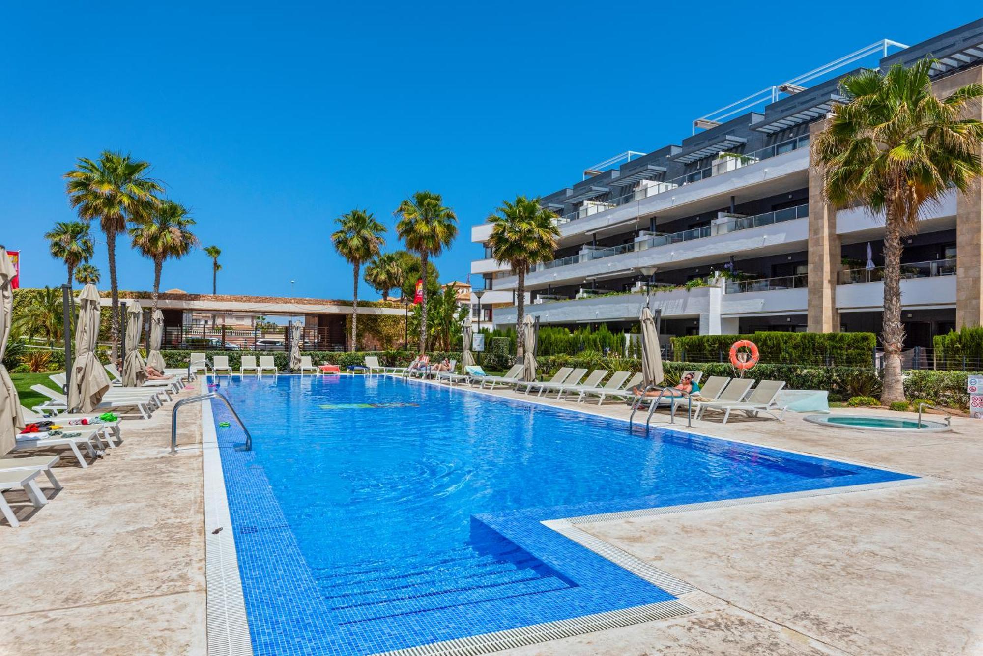 V Luxusnim Komplexu Playa Flamenca Village
